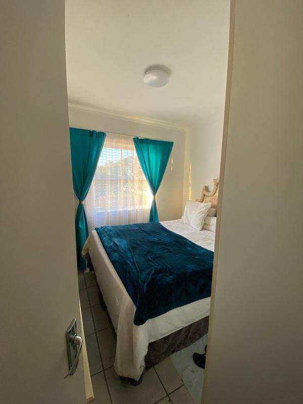 To Let 2 Bedroom Property for Rent in Maitland Western Cape